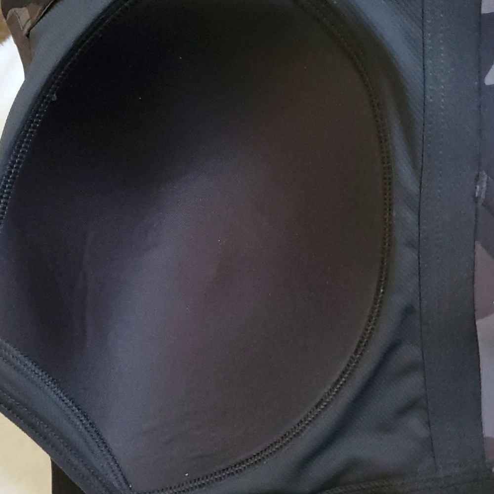 ALL IN MOTION 36 D ZIP FRONT SPORTS BRA - Picture 7 of 12